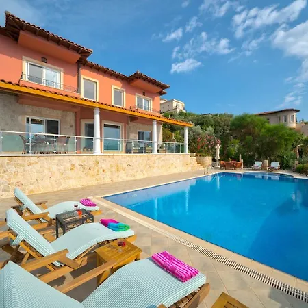 Poseidon-in Winter Heated Outdoor Pool Villa *